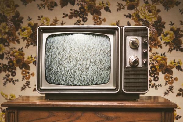 TV exposure as a predictor of fertility rate