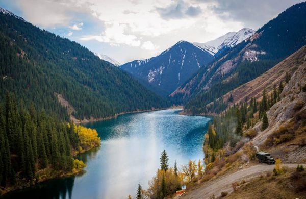 ‘It Used to be a Fun Place’ – How Climate Change Can Make Lakes Unattractive